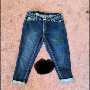 Women’s Capri pants size 16